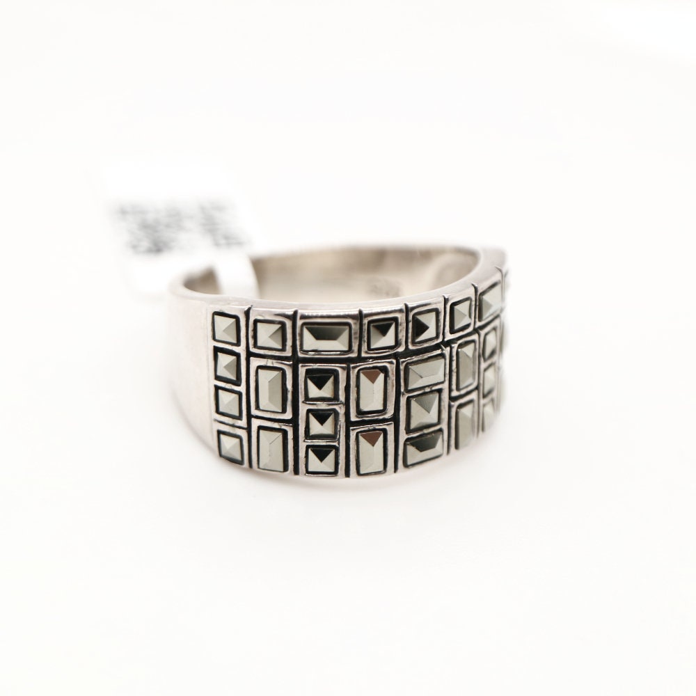 Marcasite band ring