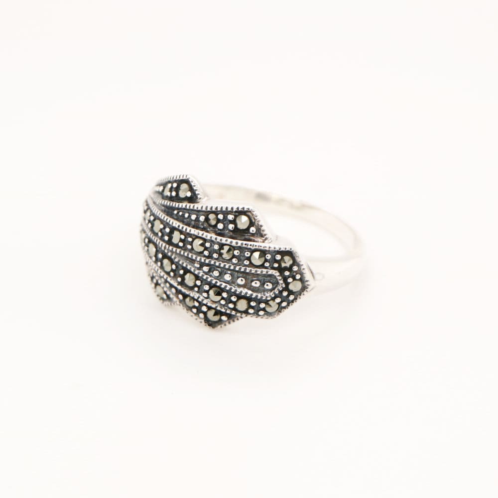 Marcasite Fan ring in Sterling Silver.