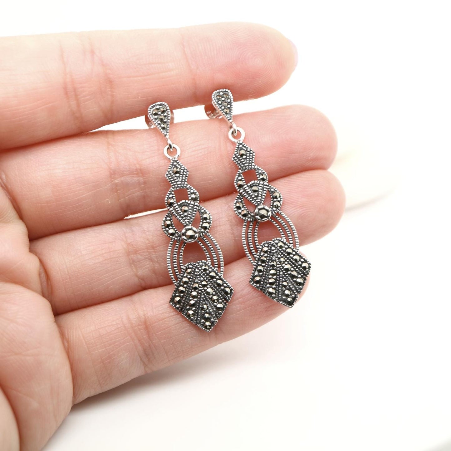 Art Deco Marcasite Dangle Earrings in Silver