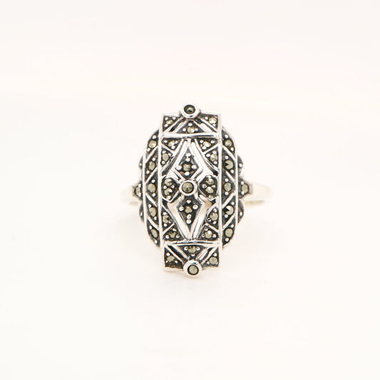 Marcasite Shield ring in Silver
