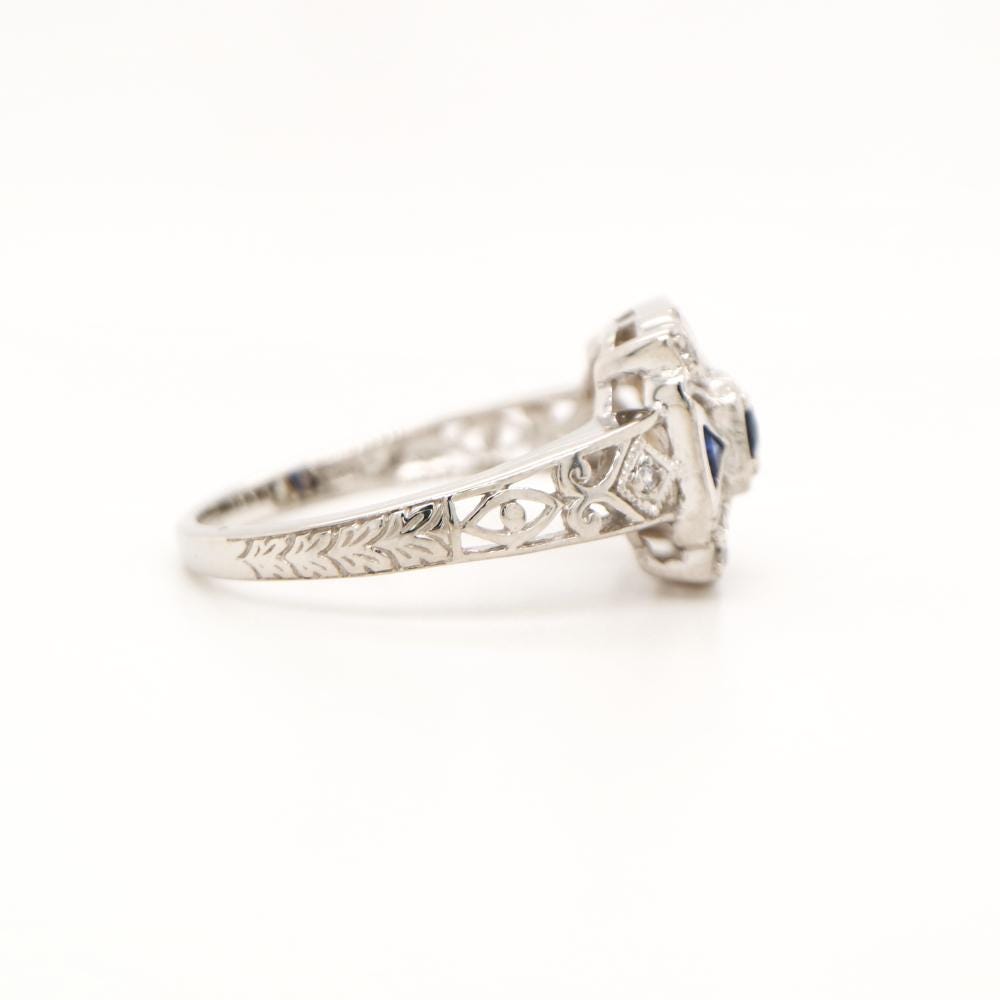Vintage Sapphire Silver ring with CZ