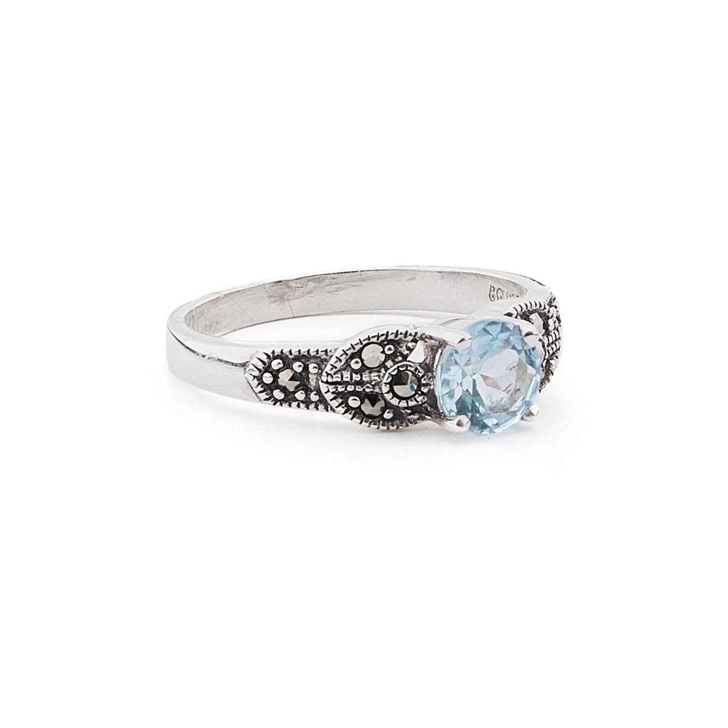 Art Deco Ring in Amethyst, Marcasite and Sterling Silver