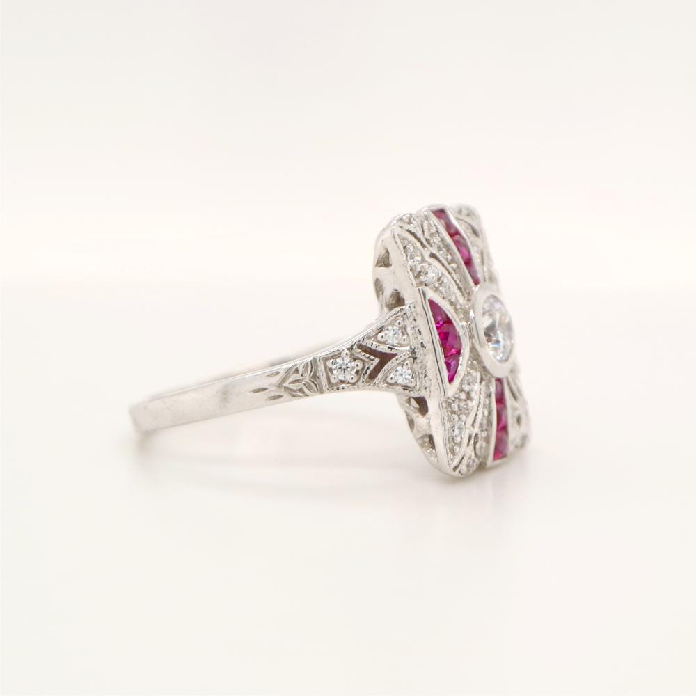 Art Deco Square ring in 9k White Gold with Ruby and Diamond