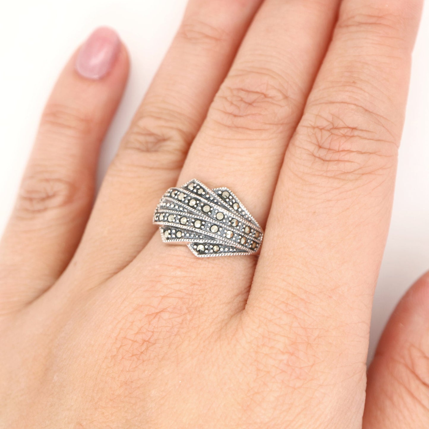 Marcasite Fan ring in Sterling Silver.