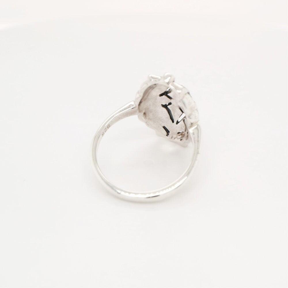 Marcasite Shield ring in Silver