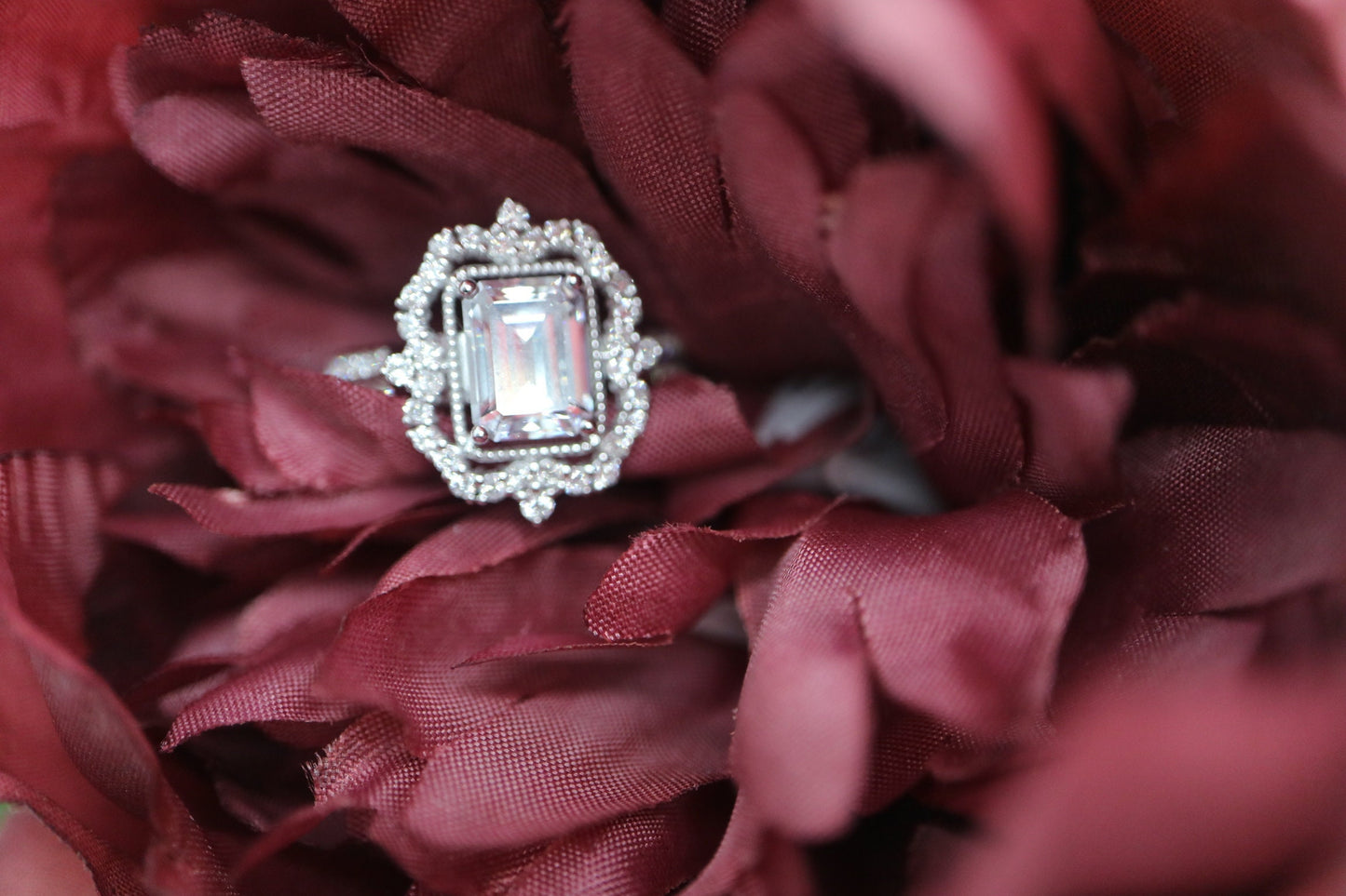 2CT Emerald cut moissanite engagement ring, 14k solid white gold halo vintage women engagement ring, with natural diamond wedding ring