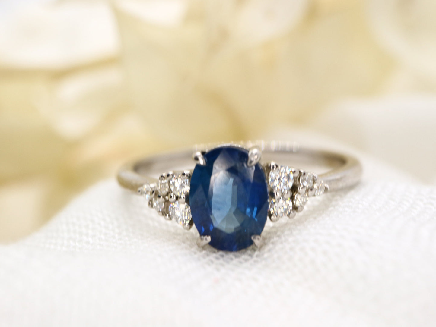 14k white gold natural sapphire and diamond ring, Sapphire cluster diamond ring