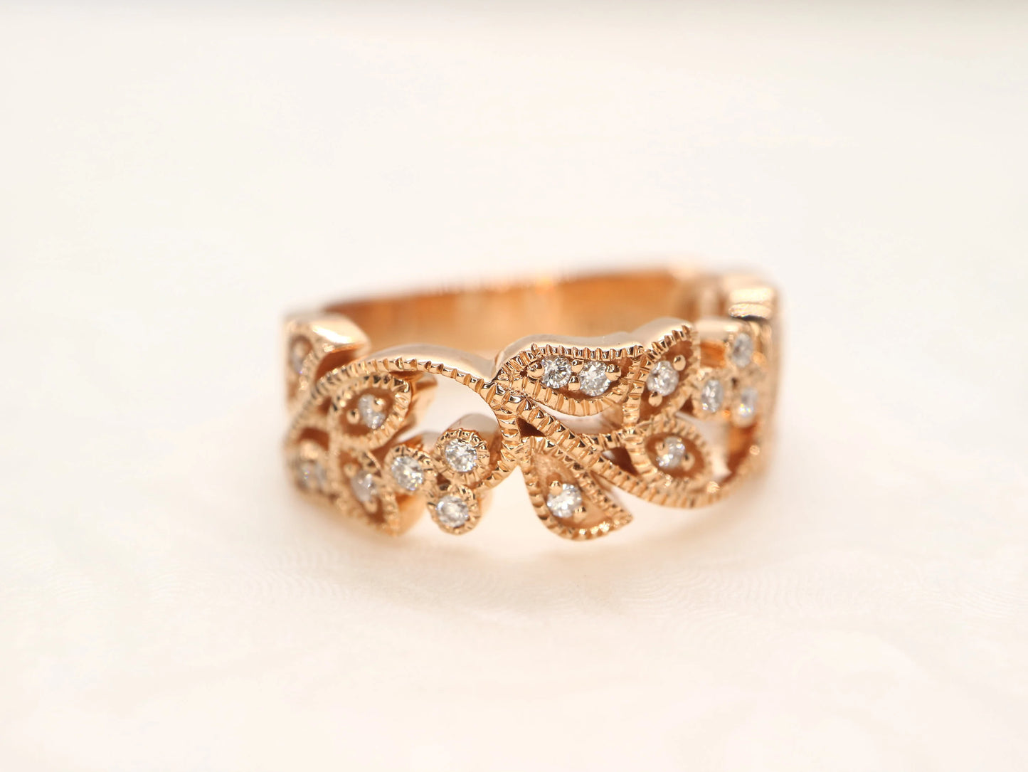 Vine and leaf rose gold diamond ring - Filigree diamond ringGold floral wedding band for women, Vintage style wedding ring