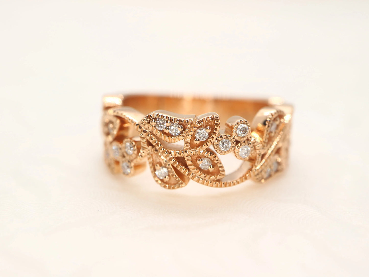 Vine and leaf rose gold diamond ring - Filigree diamond ringGold floral wedding band for women, Vintage style wedding ring
